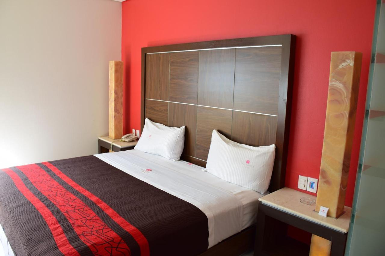 Plutarco Suites เม็กซิโกซิตี้ ภายนอก รูปภาพ