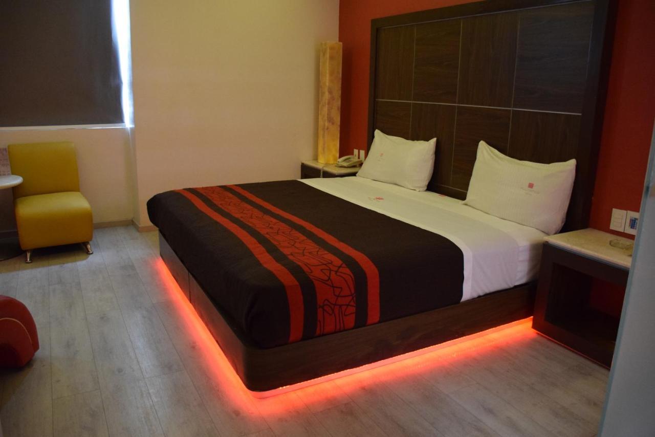 Plutarco Suites เม็กซิโกซิตี้ ภายนอก รูปภาพ